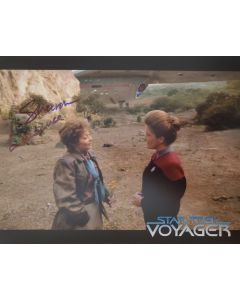 Sharon Lawrence STAR TREK: VOYAGER Signed 8X10 Photo #13