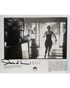 Penelope Ann Miller The Relic 1997 Original Signed 8X10 Photo